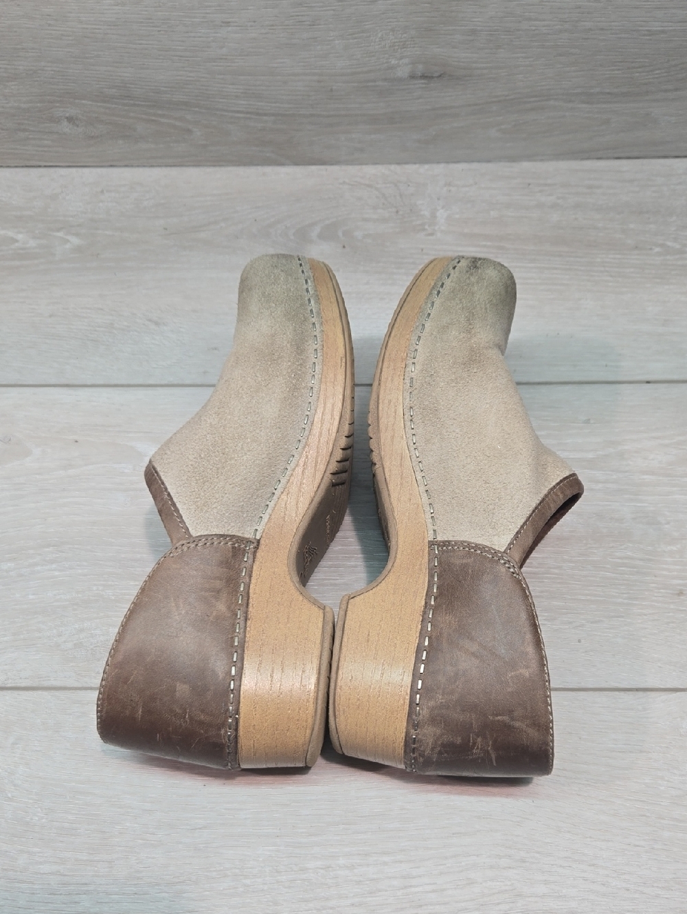 Dansko Women’s Mule Brenna Suede Slip-On Clog in Taupe Shoes Sz 36/5.5-6 - Picture 7 of 10